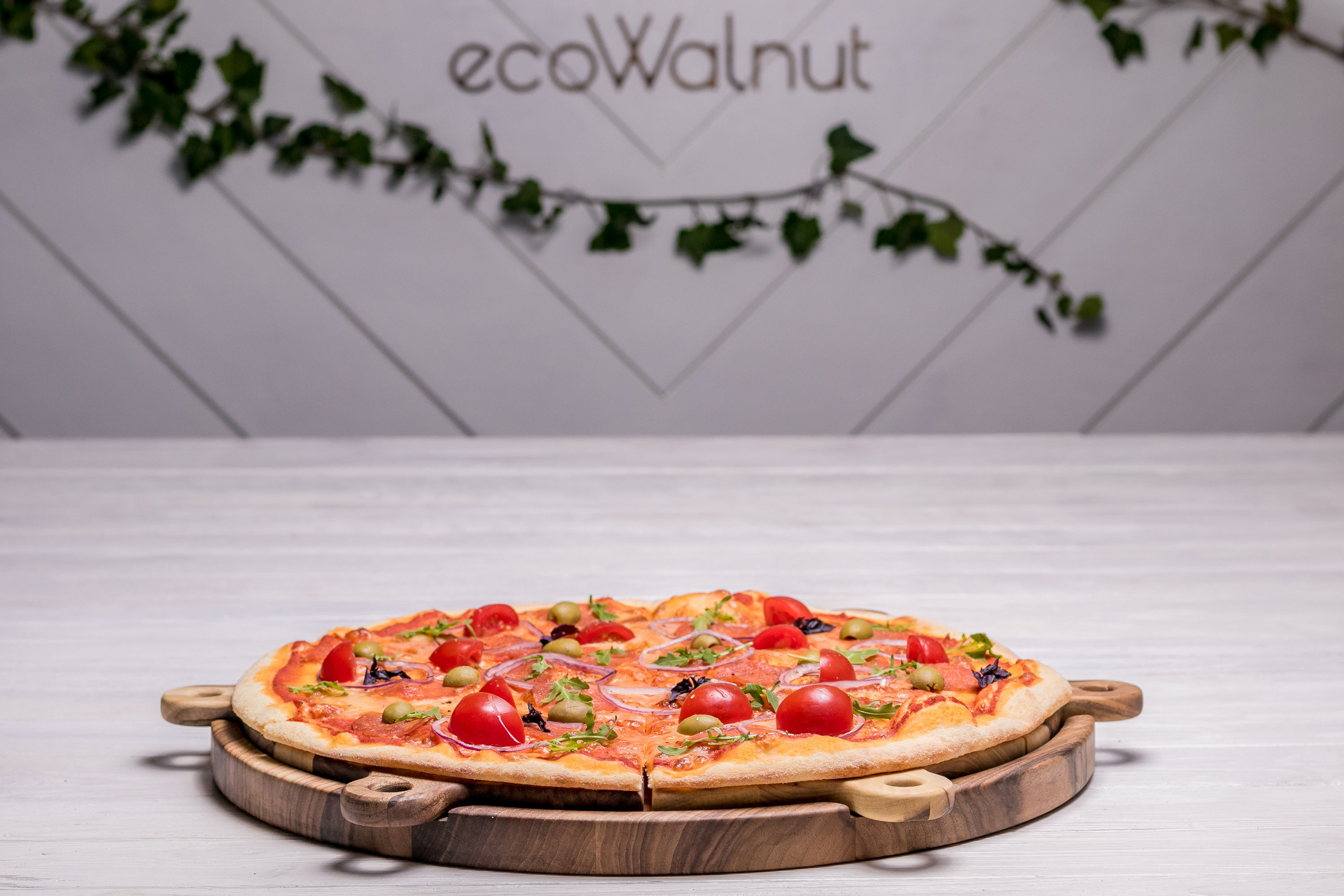 Wooden pizza board L