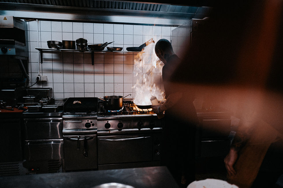 lasse-bergqvist-ro3H4mJIArA-unsplash.jpg