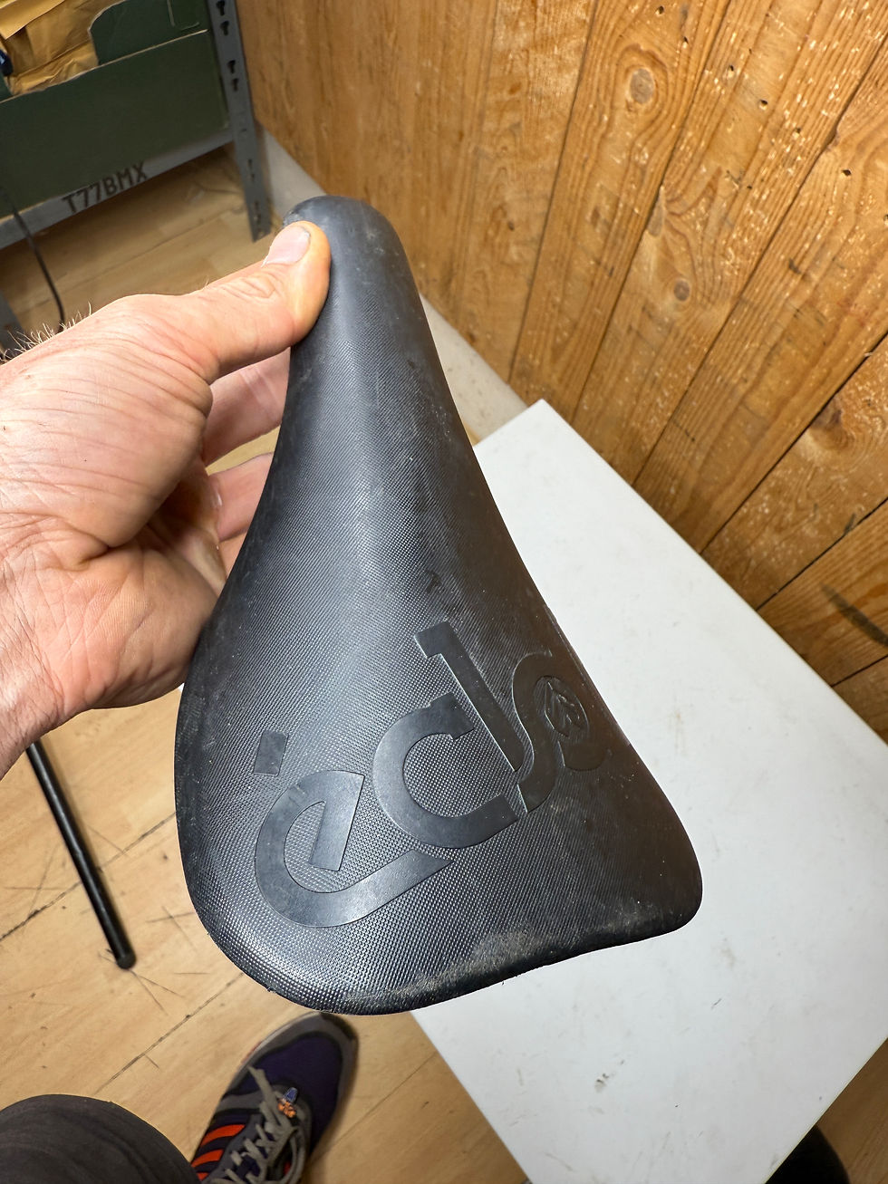 Thumbnail: Éclat Complex Slim Plastic BMX Seat Post Combo - Superlight Black