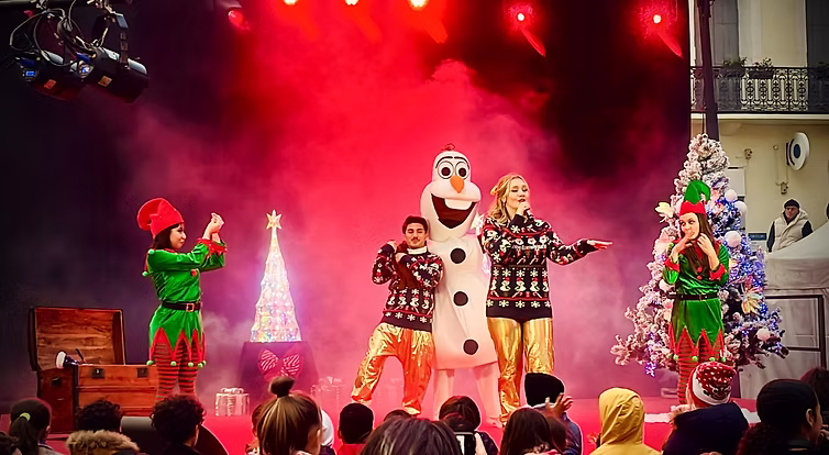 TOUS ENSEMBLE FÊTONS NOËL.avif