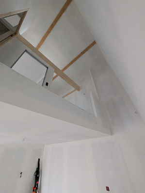 Mezzanine en cours de travaux, projet location à Villeurbanne