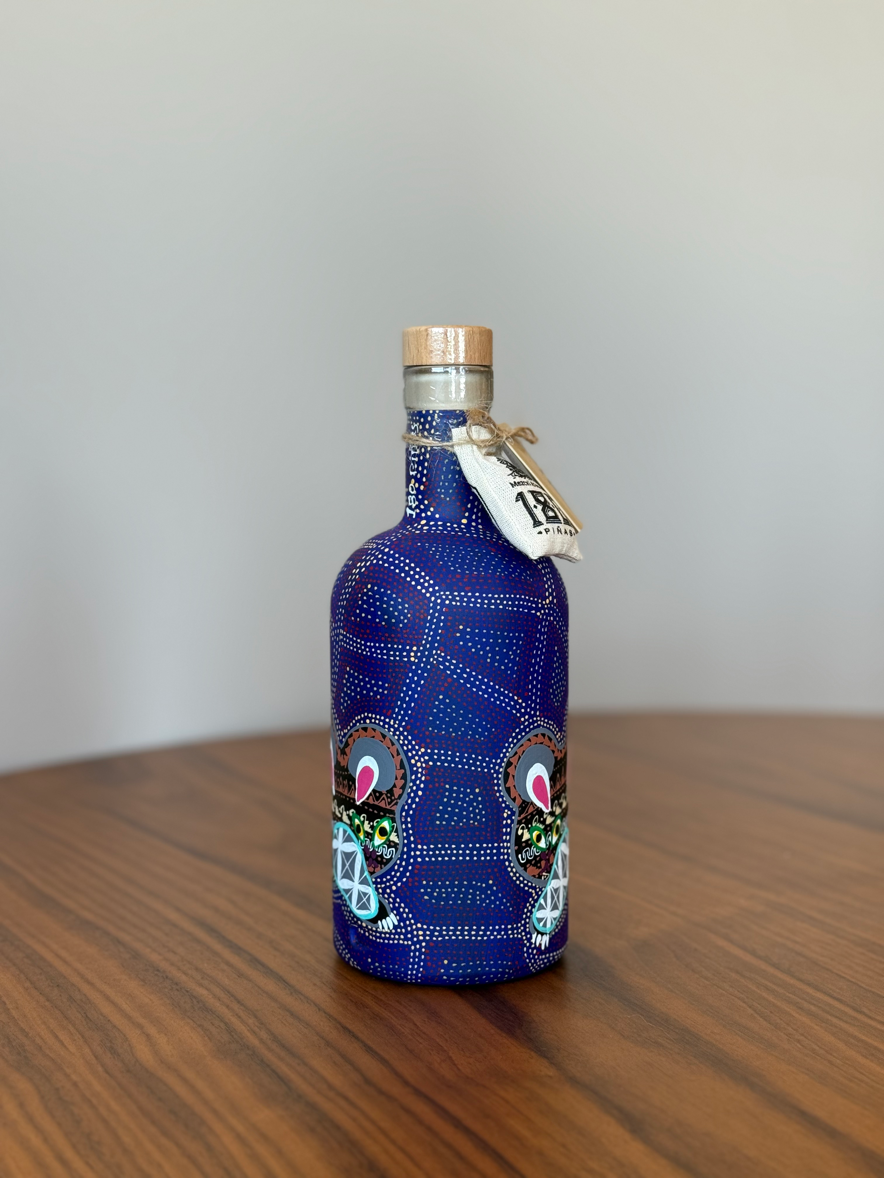 Mezcal Pechuga de Guajolota Criolla – Alebrije de Conejo