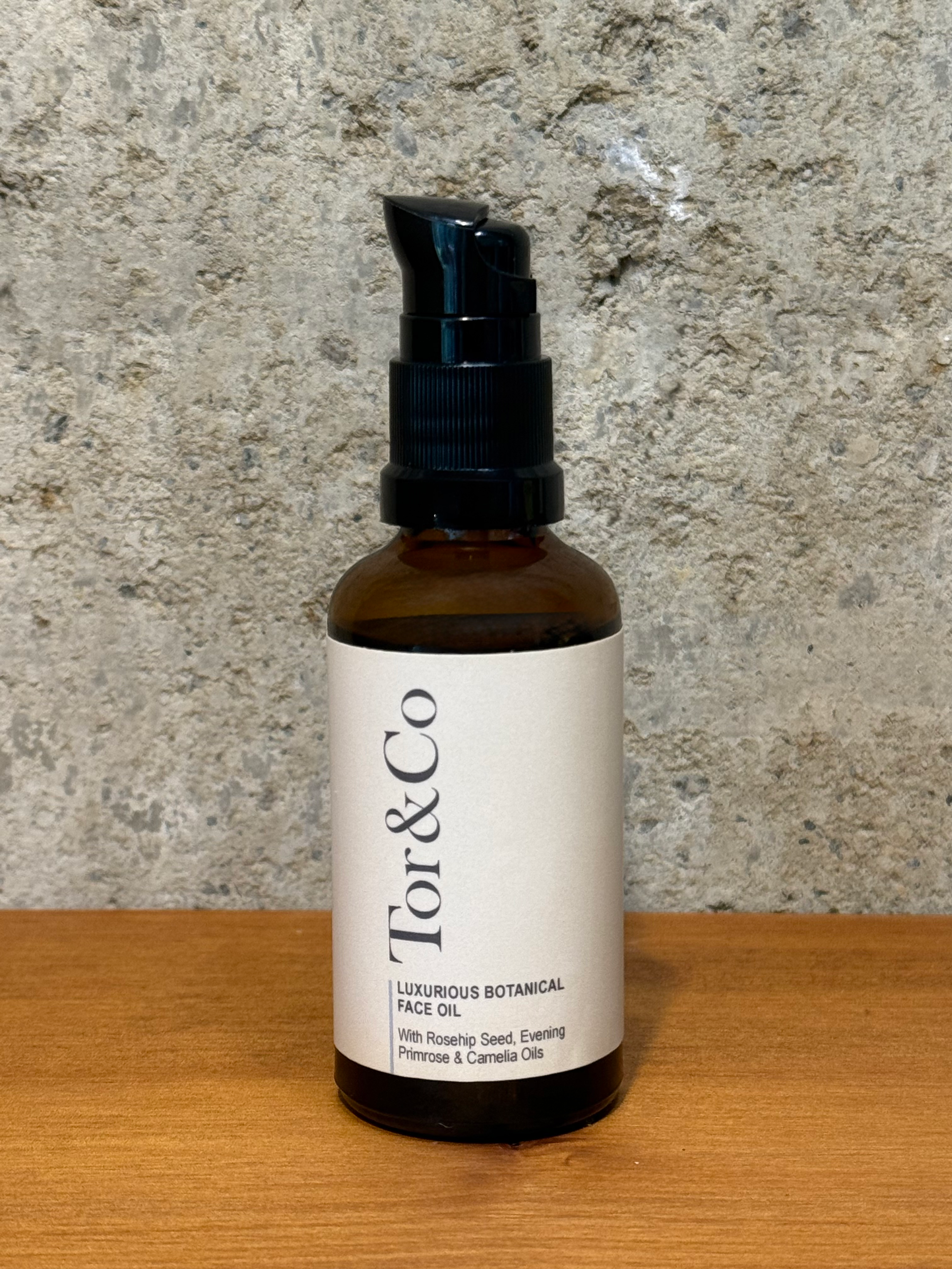 Close up image of Tor&Co botanical face oil