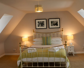 MISS VINE SARK - Bedroom