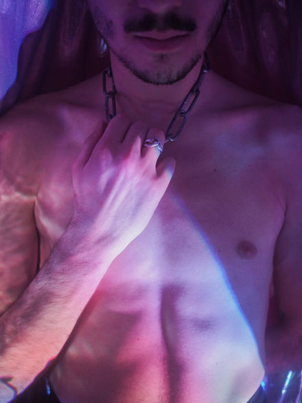 Photographie Queer. Details de corps.