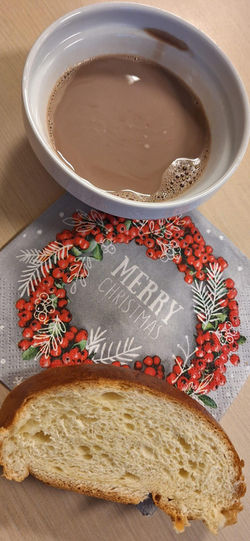Petit déjeuner de Noël offert