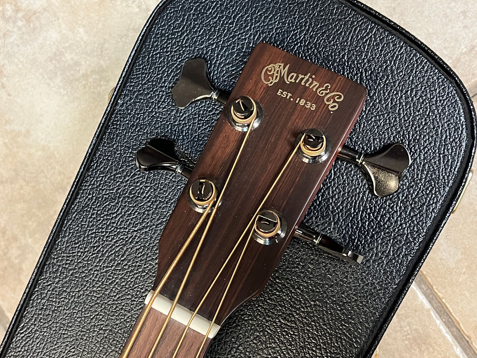 Thumbnail: 2008 CF Martin 00C-16GTAE Acoustic Bass Natural with case
