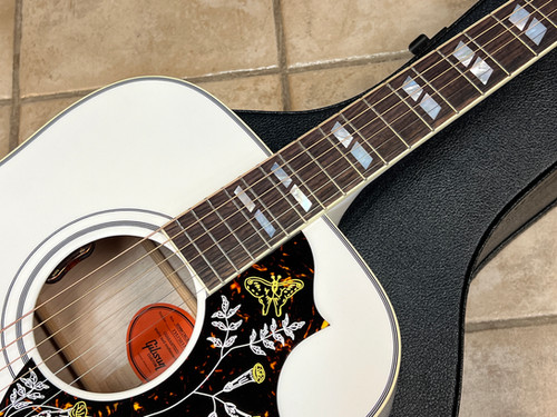 2026 Gibson Hummingbird Maple Alpine White Greatest Hits