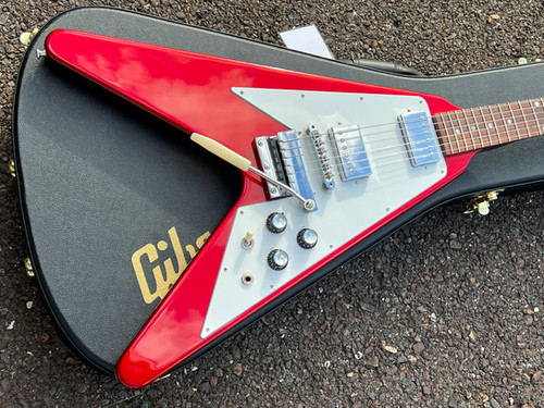 2023 Gibson Custom 1967 Mahogany Flying V Reissue Maestro Vibrola