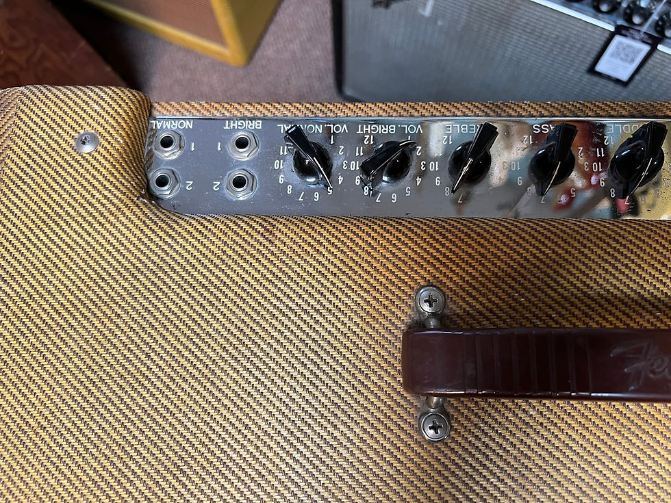 Thumbnail: 1959 1960 Tweed Fender 5F6-A Bassman 4x10 Combo Amp