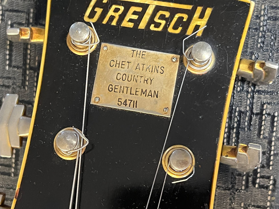 Thumbnail: 1963 Gretsch Chet Atkins Country Gentleman Walnut Stain with case