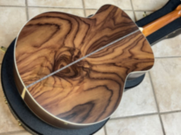 2026 CF Martin Custom Shop J Grand Jumbo J-28 Wild Grain Rosewood Satin