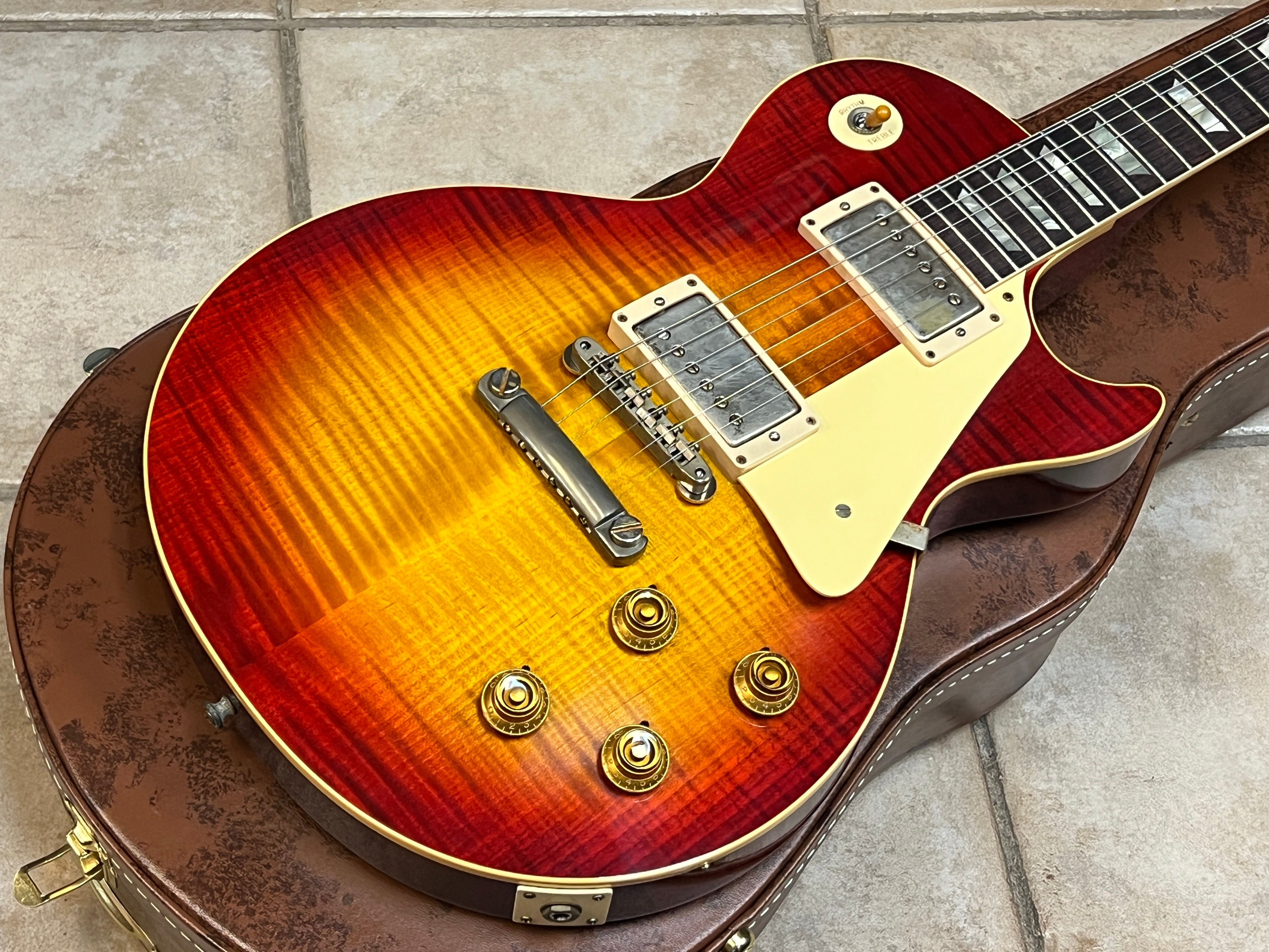 2025 Gibson Custom 1959 Les Paul Standard Ultra Light Aged  Factory Burst
