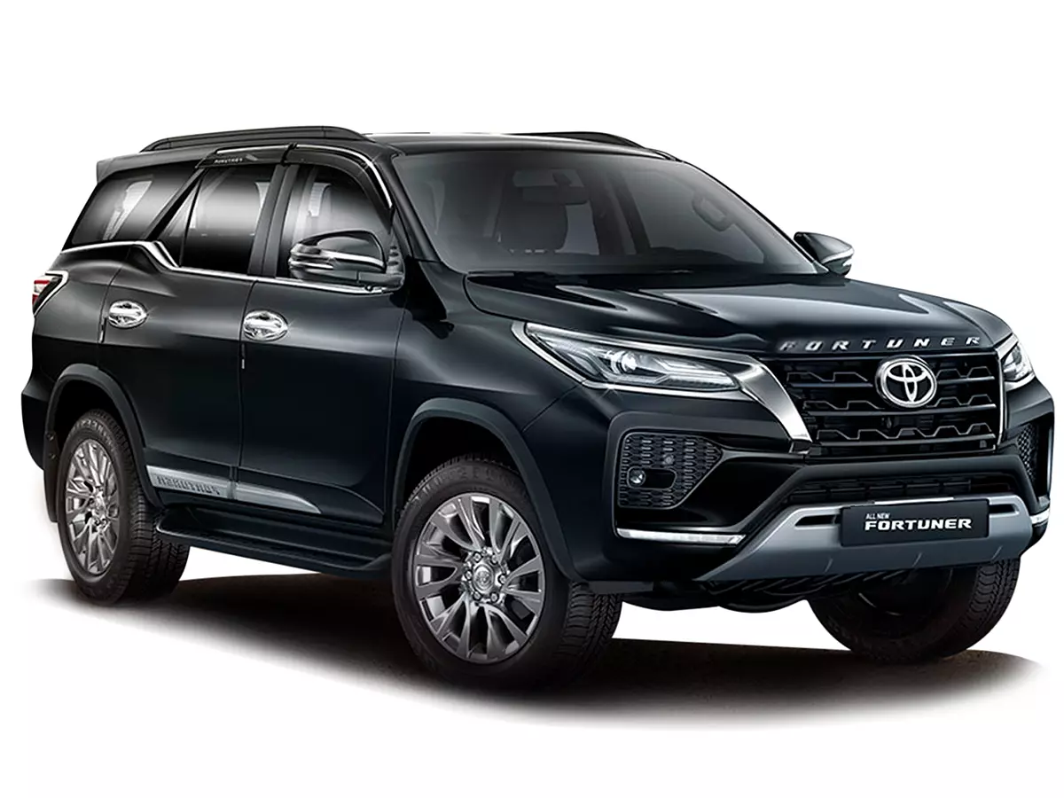 hire fortuner in patna