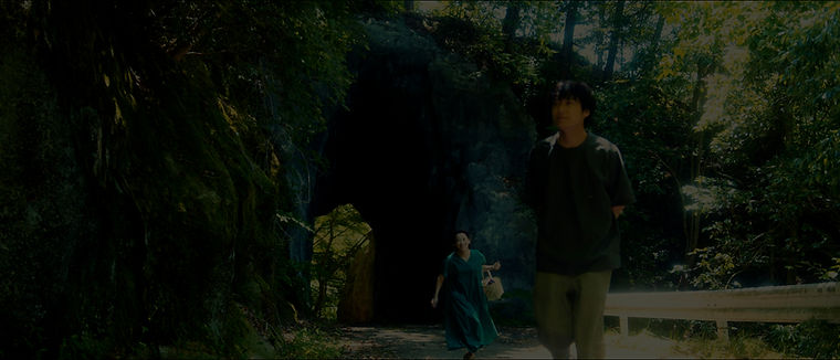 トンネル_edited.jpg