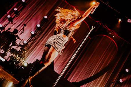 Sabrina Carpenter-17.jpg