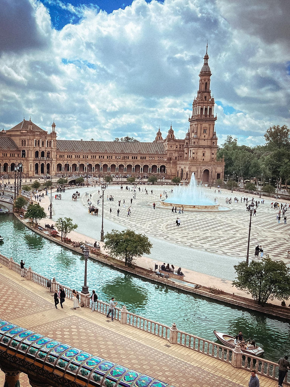 Plaza de España v dubnu