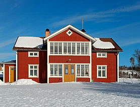 Turn-Of-The-Century House Near Lake Vikarn