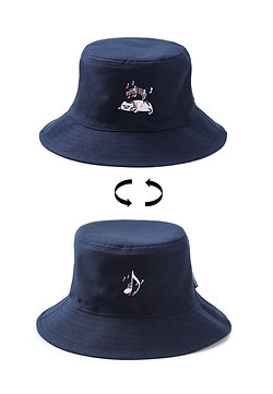 THE JC FAMILY: MUSIC-LOVING CAT AME REVERSIBLE BUCKET HAT (NAVY BLUE)