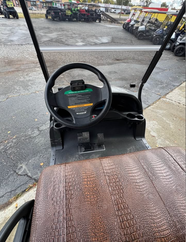 Thumbnail: ✨ LITHIUM ✨ 6-SEATER 2019 CLUB CAR PRECEDENT LIMO