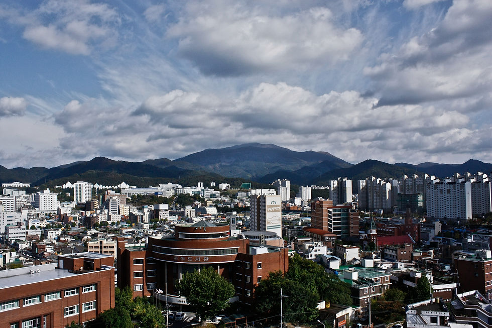 A City and its Mountain