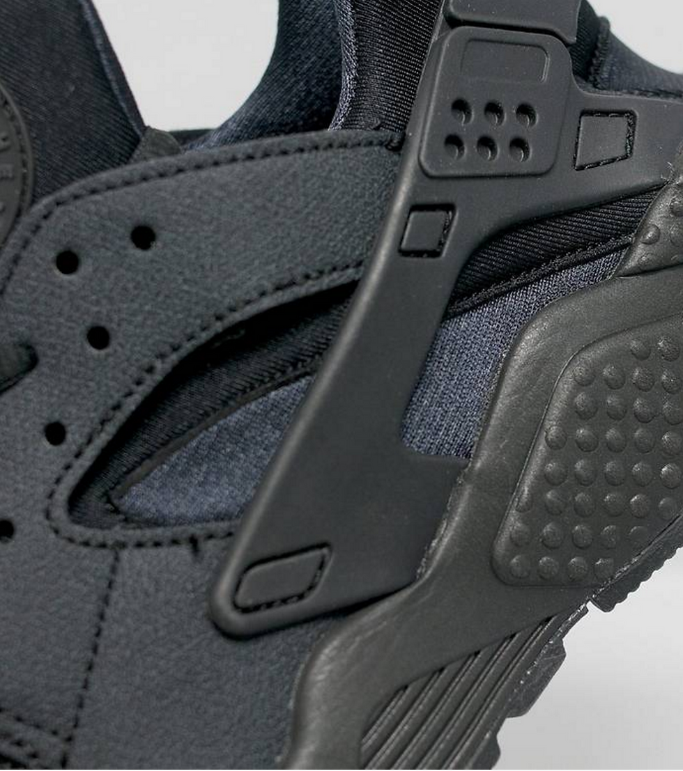 Thumbnail: NIKE HUARACHE 'TRIPLE BLACK'- Women