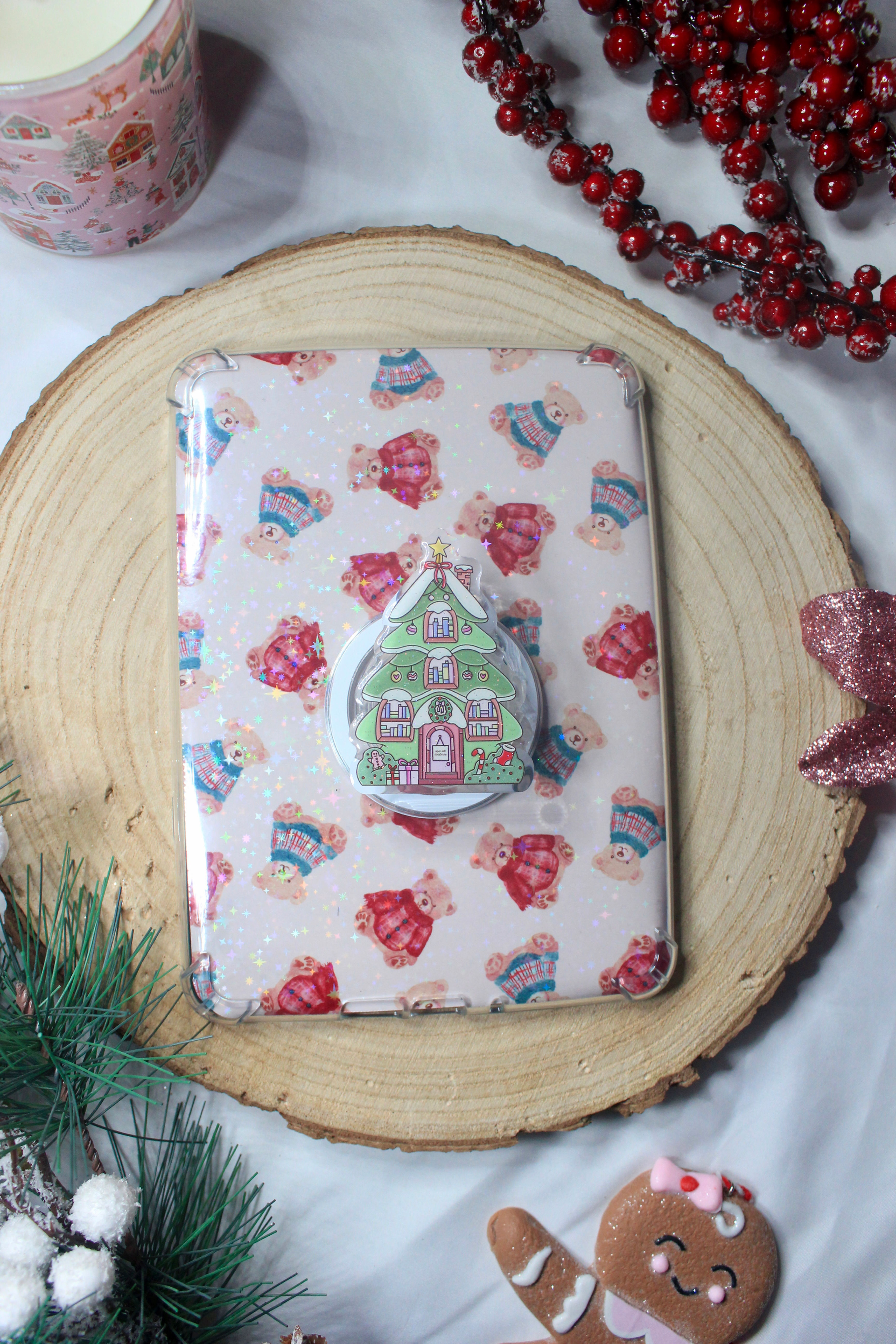 Christmas Tree Shelf E-Reader Grip (MagSafe Compatible)