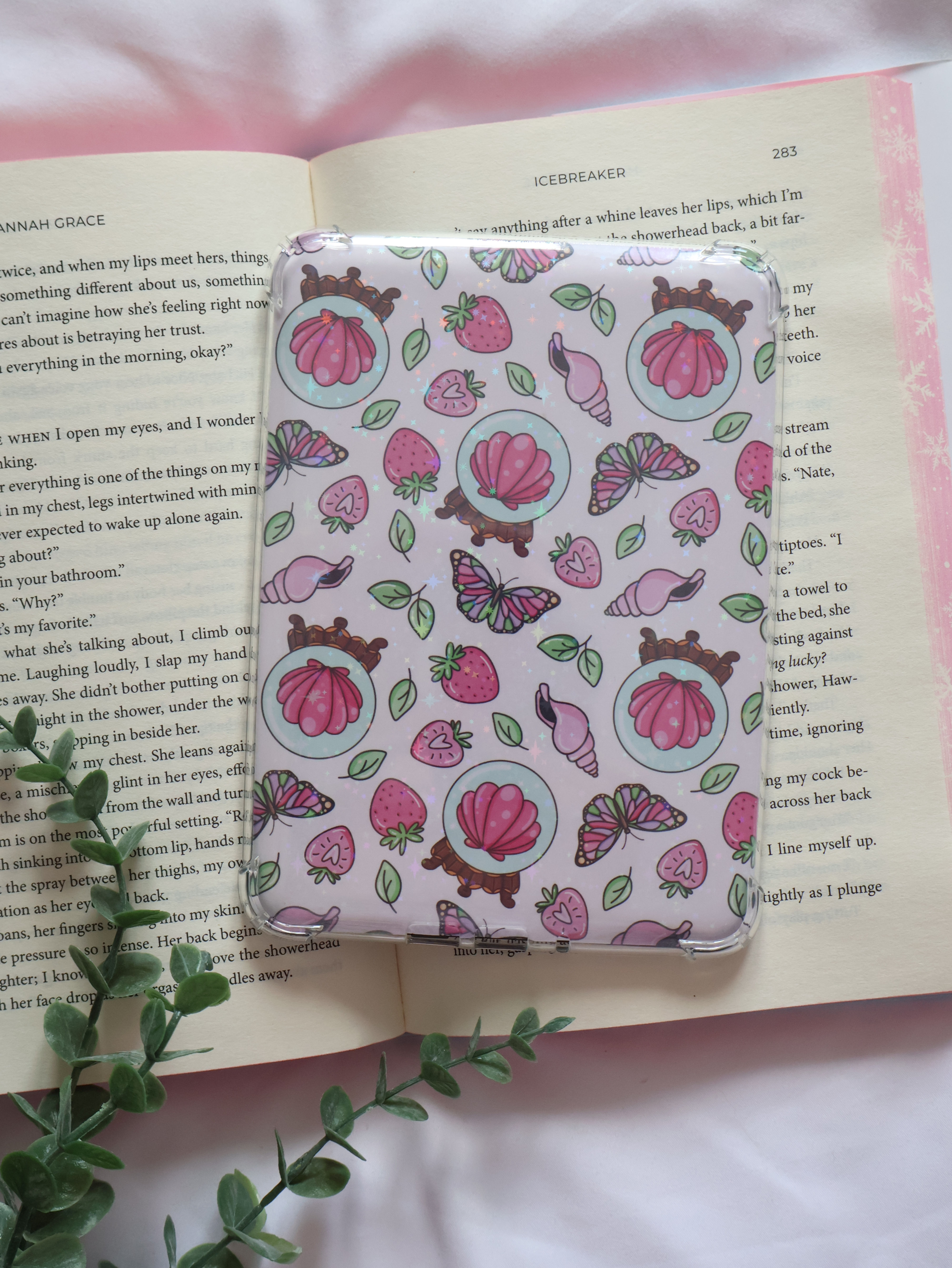 Sparkly Butterfly Shells Kindle Insert