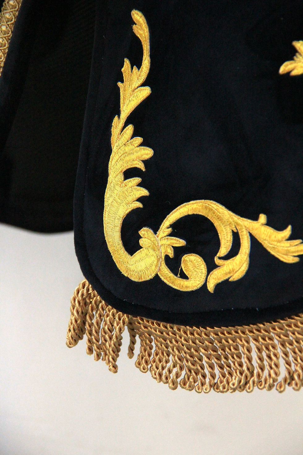 Miniature : Tapis de selle - Haute école Baroque - Velours Noir broderies or
