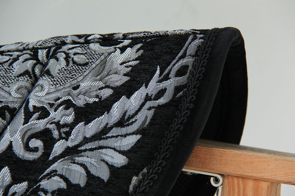 Miniature : Tapis de selle - Ibérique Baroque - Noir et Argent