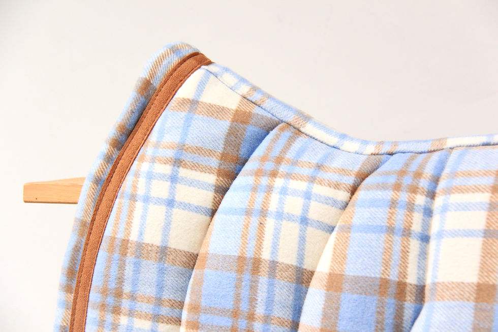 Miniaturbild: Schabracke – Coupe – Himmelblaue und cremefarbene Karos