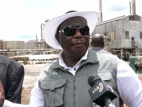 Vice President Chiwenga touring Midlands industrial companies