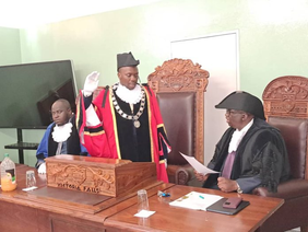 Victoria Falls Mayor Prince Thuso Moyo at a council meeting