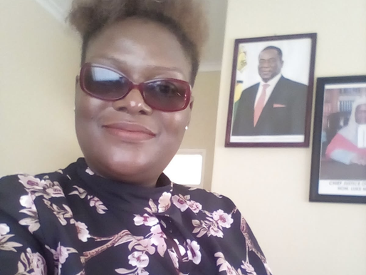 Evia Matura portrait