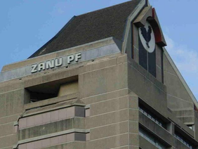 Zanu-PF party meeting disrupted by internal disputes
