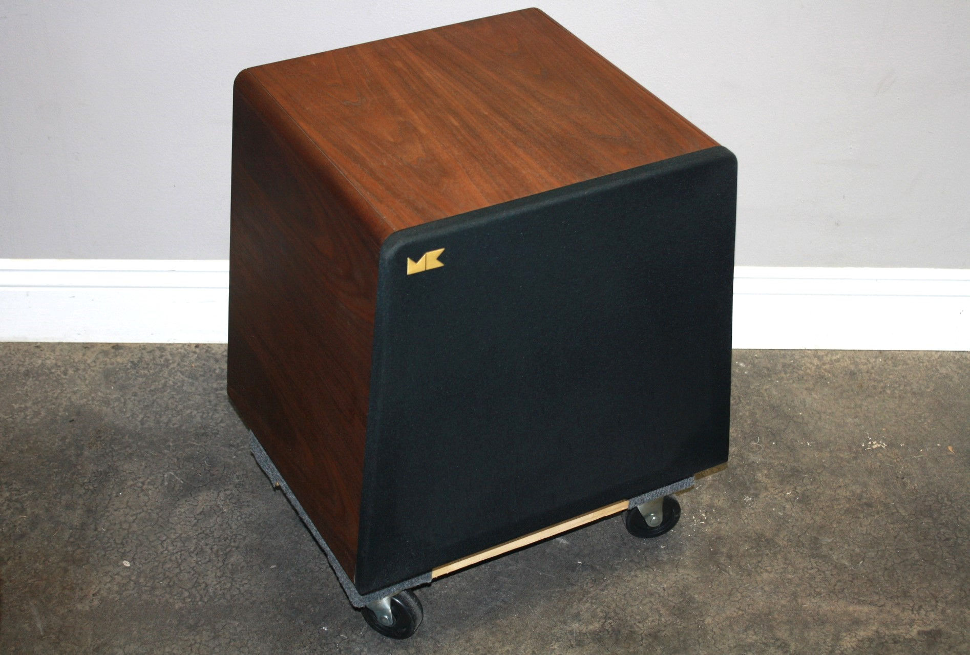 Miller & Kreisel M&K V-1B Vintage Powered Subwoofer New Surround