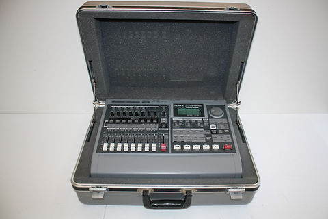 Roland VS-880EX Digital Studio 8 Track Workstation, Case, Manuals