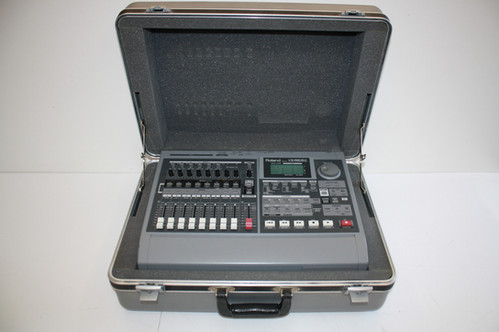 Roland VS-880EX Digital Studio 8 Track Workstation, Case, Manuals