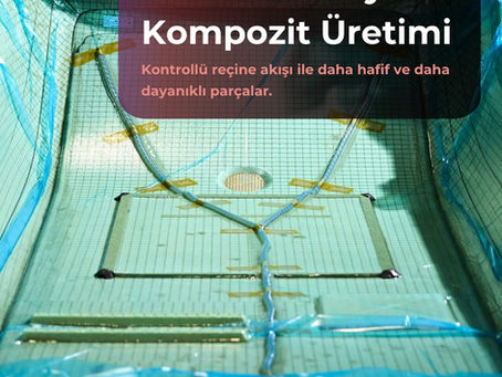 Vakum infüzyon kompozit üretimi, mavi örtülü kalıp ve hortumlar, altta STERPLAS logosu.