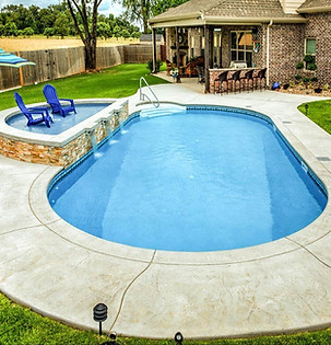 oval-shaped-swimming-pools.jpg