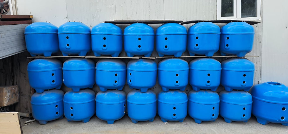 Mavi kompozit havuz kum filtreleri - yüksek basınç dayanımı ve dış mekân kullanımına uygun CTP filtre gövdeleri