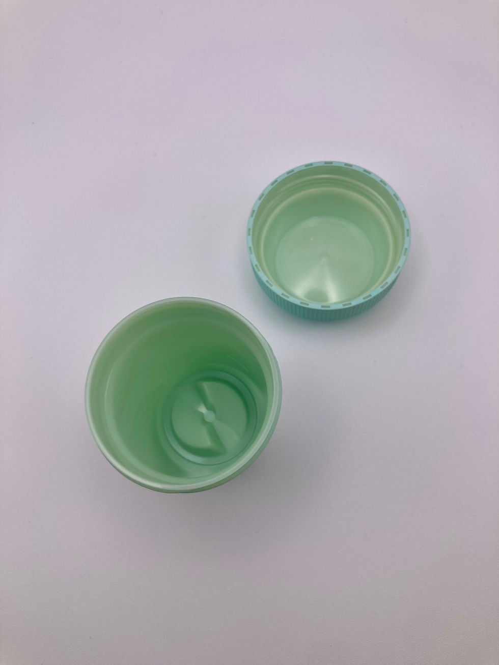 Thumbnail: Colored Matcha Shaker