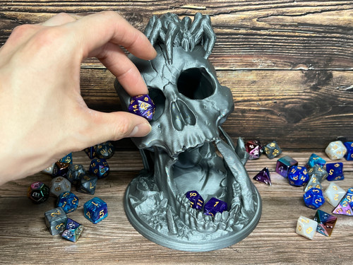 Skull Dice Tower | MunnyGrubbers