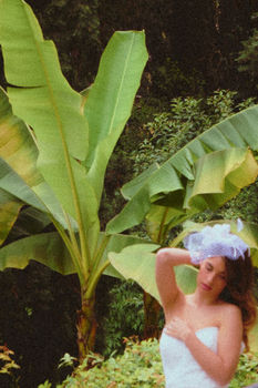 Bride photoshoot during a destination wedding at Lake Garda, Italian wedding photographer