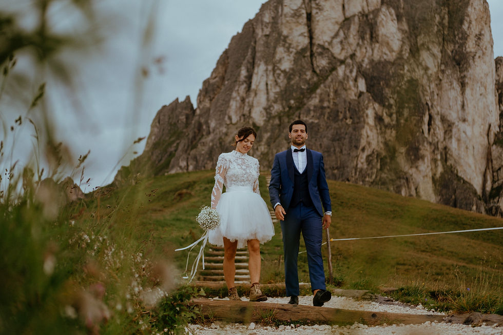A.C.Fotografia-intimate-elopement-in-dolomites-passo-giau