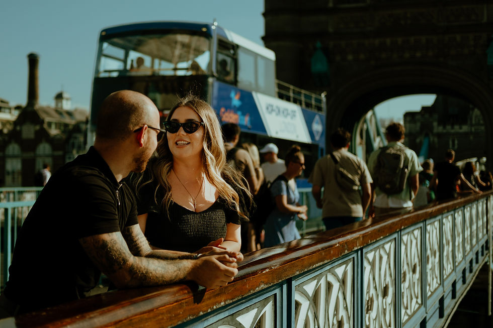 A.C.Fotografia-engagement-in-tower-bridge-london