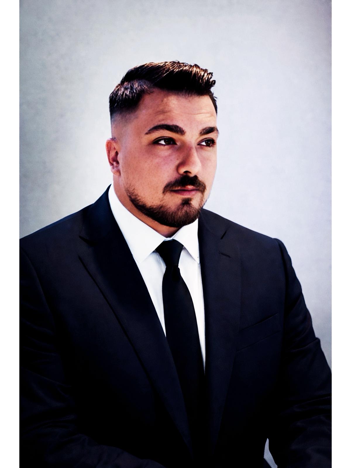 Yazarın fotoğrafı: Mehmet Sarısoy