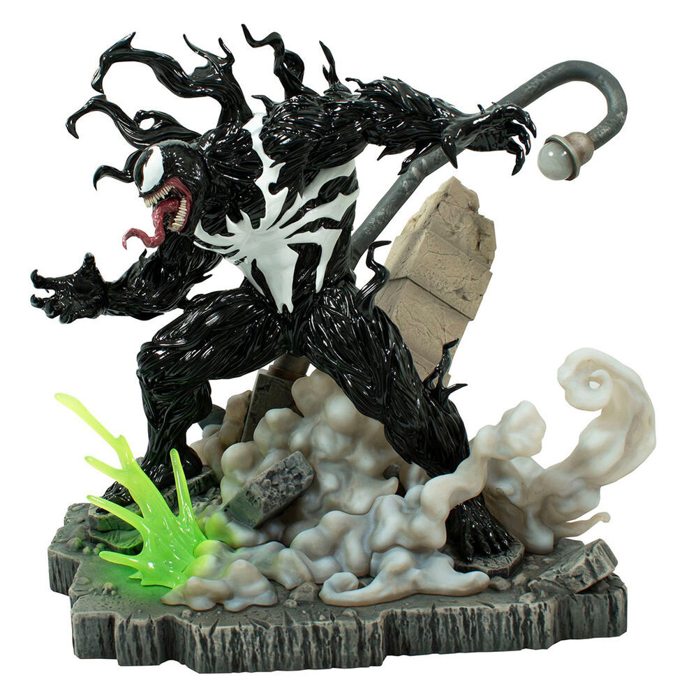 Marvel Spiderman 2 Venom Deluxe figure 33cm