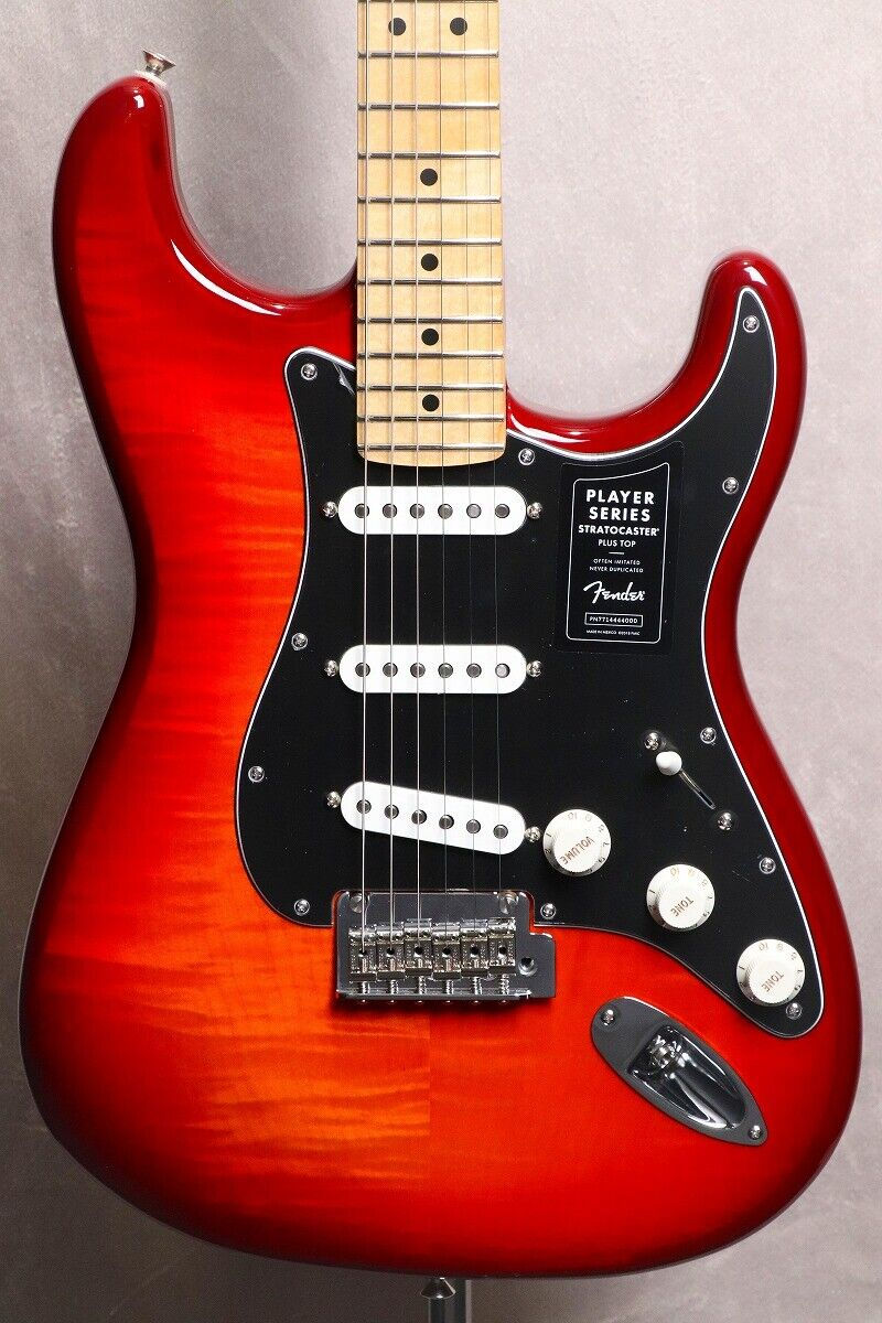 Miniatura: Fender Stratocaster Player Plus