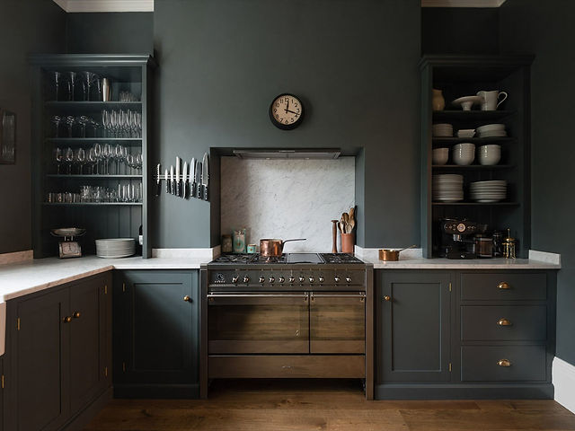 deVOL-Bloomsbury-dark-shaker-cabinets.jp